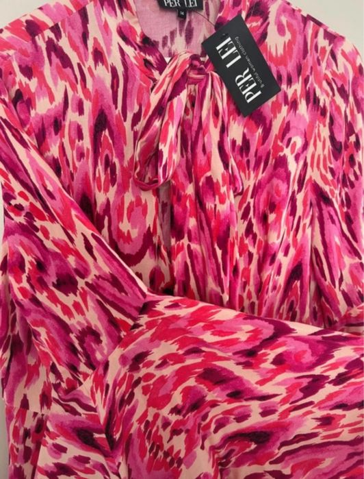 Rochie PerLei cu etichetă