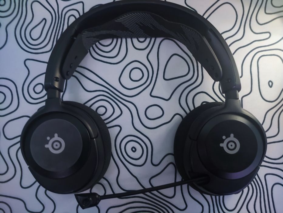 Наушники для компьютера SteelSeries Arctis Nova 1