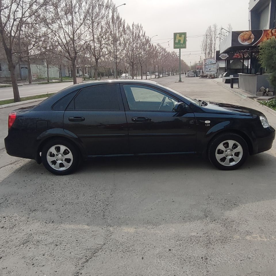 Chevrolet Lacetti 1.8