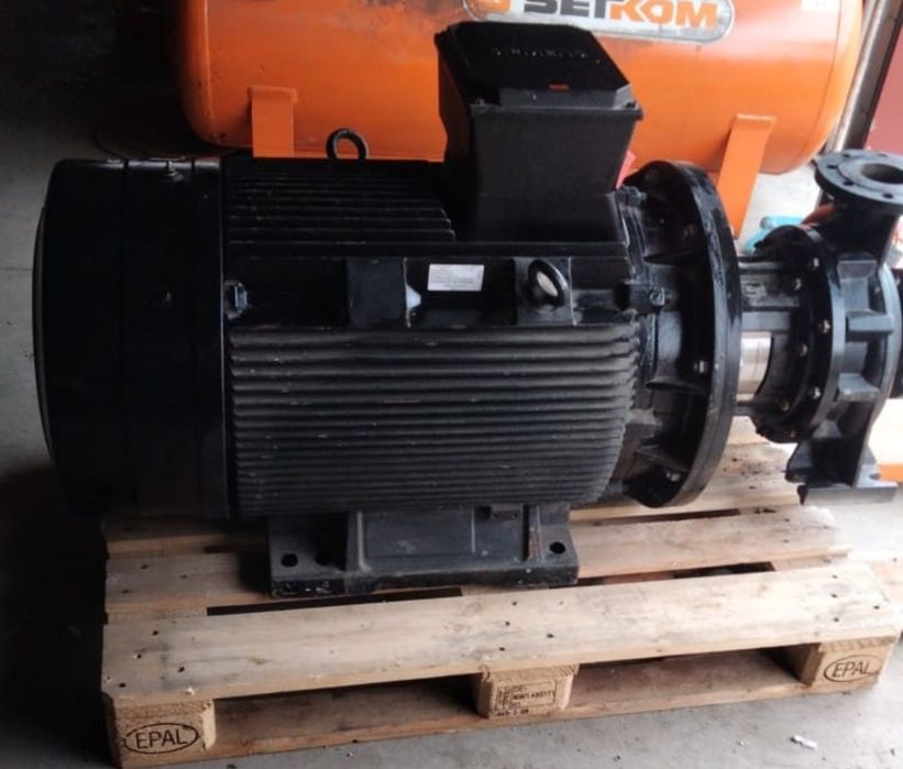 Pompa apa Grundfoss irigații tambur, 90kW, 250mc