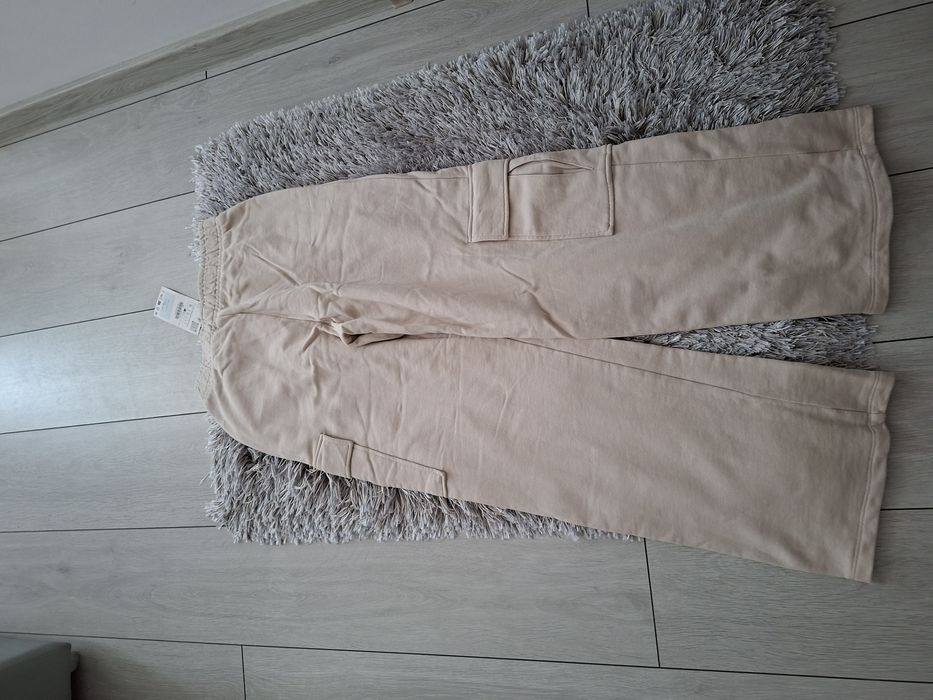 Pantaloni Zara noi