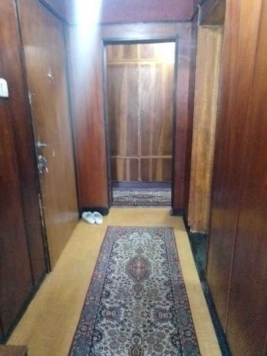 Продава тристаен апартамент до Окръжна болница в гр.Плевен