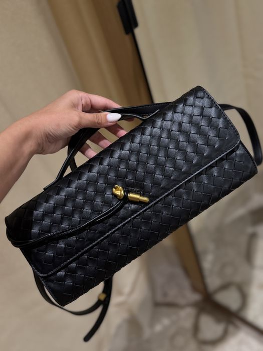 Дамска чанта клъч bottega Venet*a