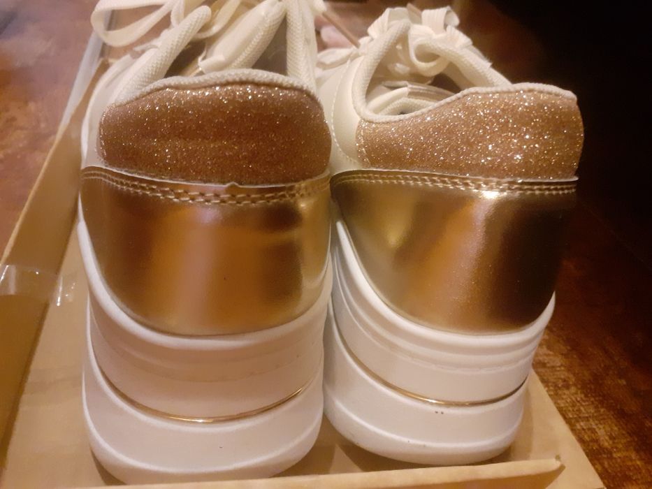 Хcess дамски бежови кецове 39