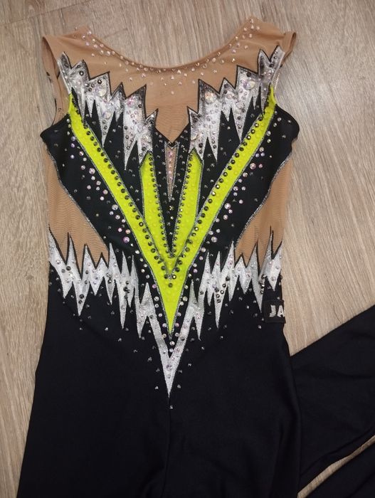 Jackie - Майо за художествена гимнастика за ръст до 140 см.