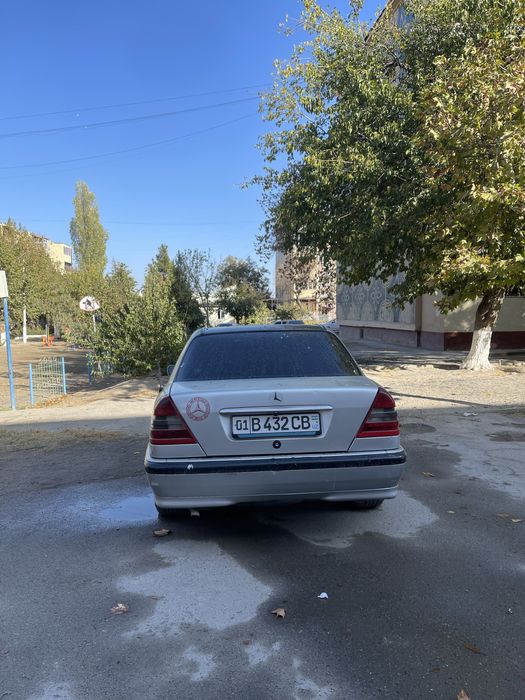 СрочноMercedes benz w202 c180