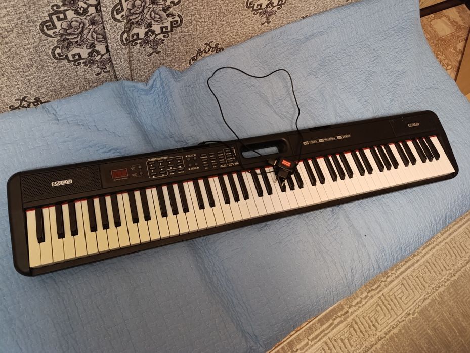 Цифровое пианино-синтезатор Grando