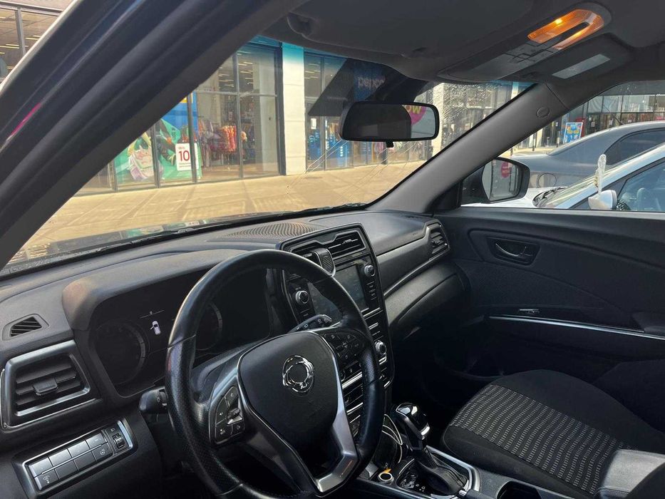 SsangYong Tivoli 2021, 4x4, automata in garantie