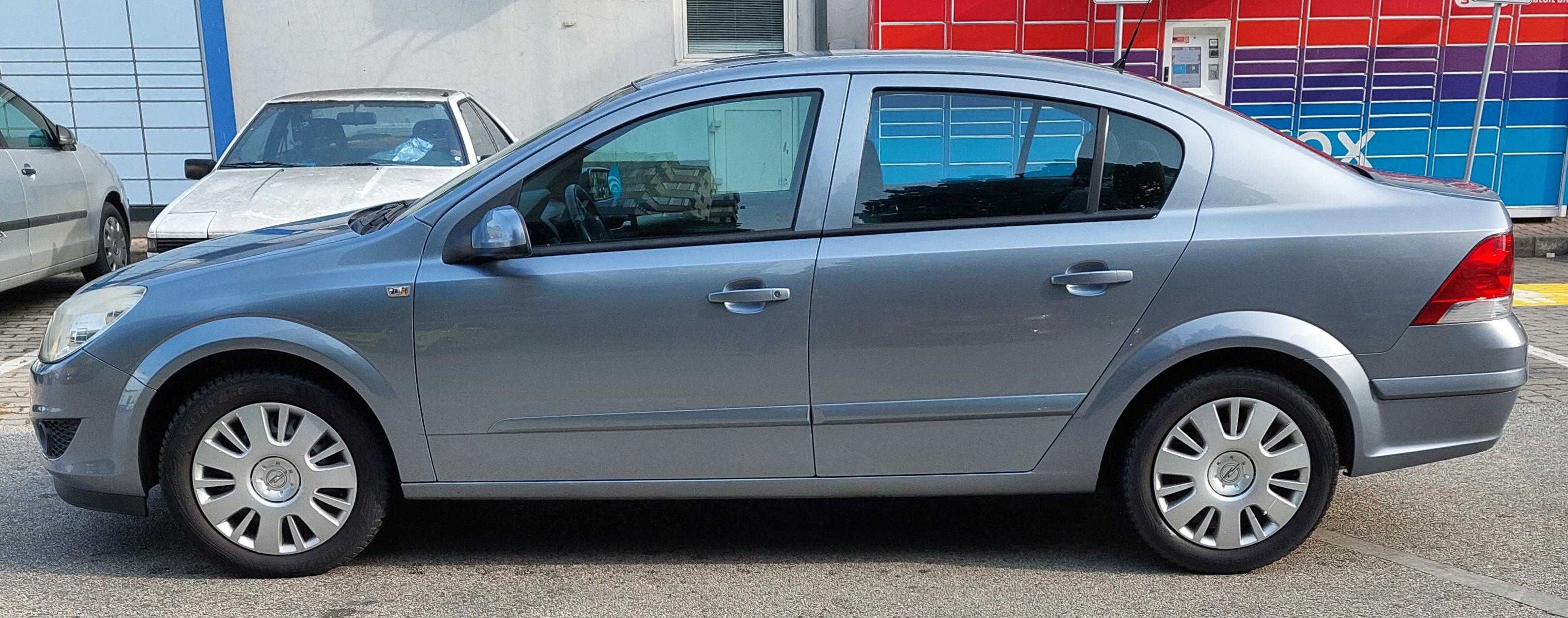 Opel Astra H, benzina, 1,6 litri, 2008, 118000 km