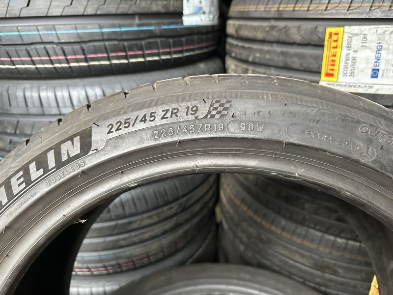 225/45/19 MICHELIN 1бр