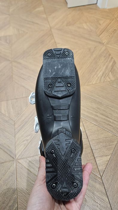 Clăpari HEAD FX GT 26.5 aproape noi