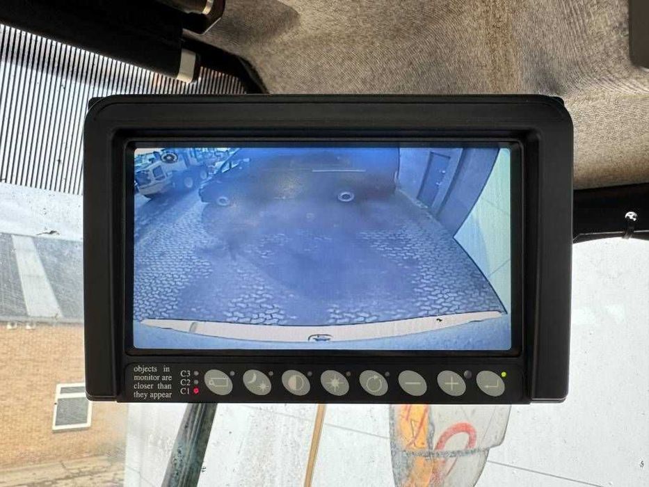 VOLVO Incarcator frontal / dumper - camera de mers inapoi si monitor