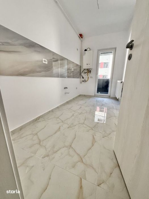 Garsoniera cartier Militari Residence - mutare imediata!!