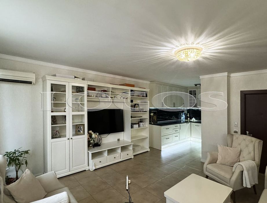 Продава се Мезонет в Варна, м-т Траката - 150 кв.м за 1800 €/кв.м - Снимка #2