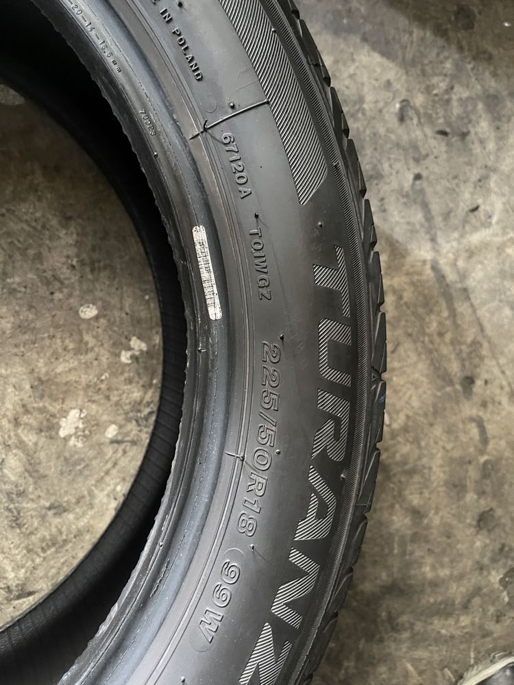 225/50/R18 Bridgestone Turanza T001