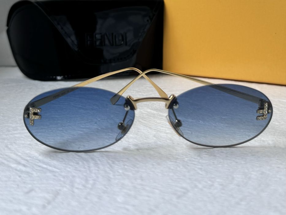 Дамски слънчеви очила кръгли овални елипса 3 цвята черни кафяви сини