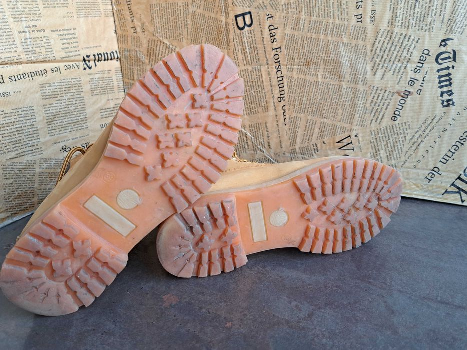 детски боти,кубинки,зимни обувки номер 39 Timberland,за момче