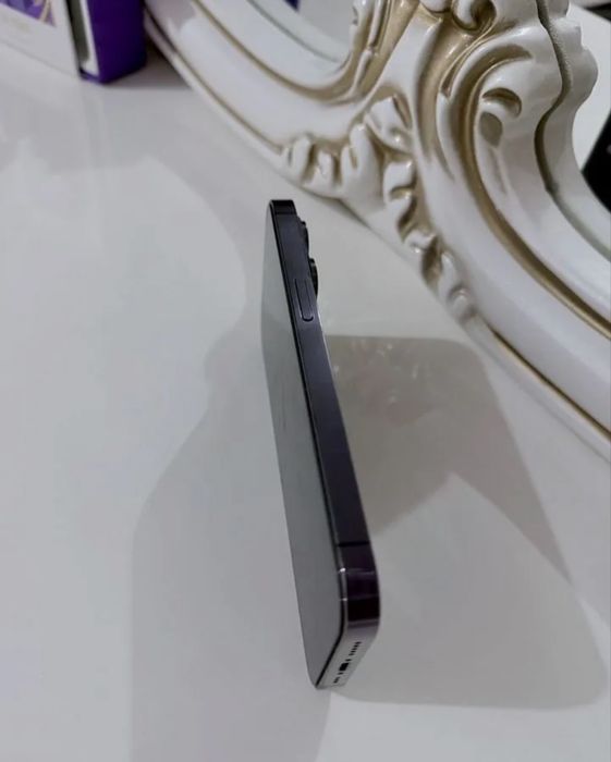 Продам или обмен айфон 14 про на 15 про