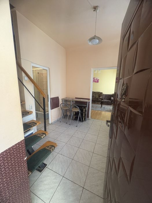 Apartament la casa cu 3 camere Piata Cluj Sibiu