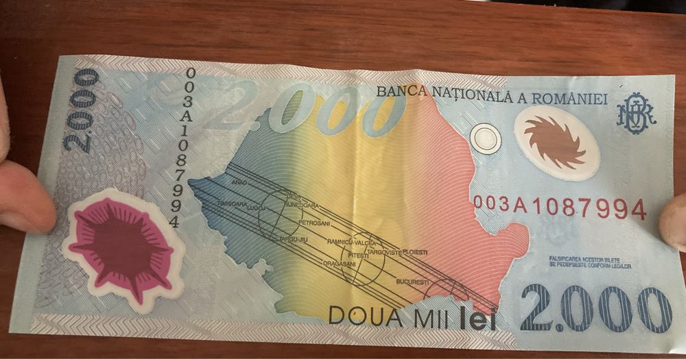 Bancnota 2000 Lei eclipsă totala de soare 1999