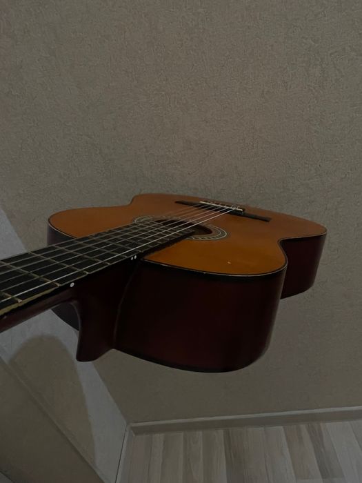 Классическая гитара Laguna