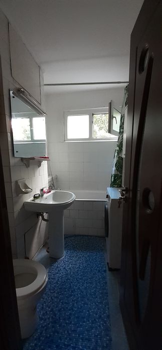 Închiriez apartament Podu Ros