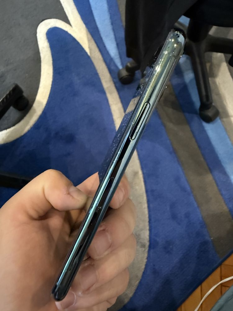 iPhone 11 Pro 64GB Midnight Green Отличен външен вид + ПОДАРЪК калъфи!