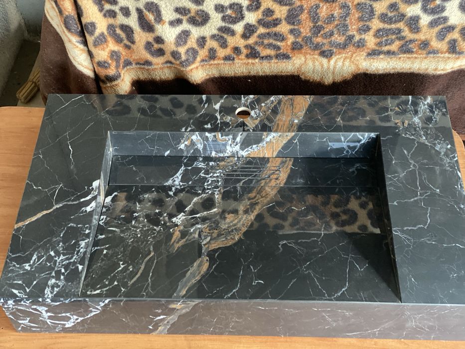 Раковина из керамогранита