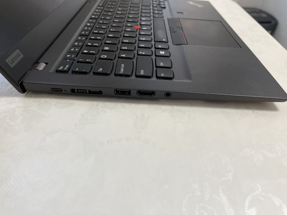 Lenovo Thinkpad T490s i7-8665U 32GB Ram