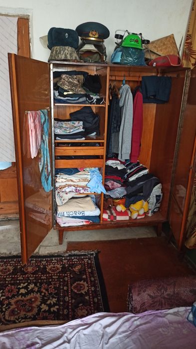 Продам шифонер б/у