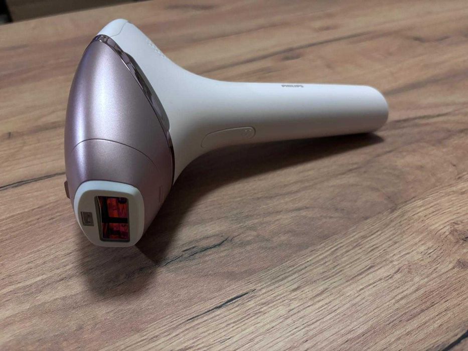 Philips Lumea фотоепилатор