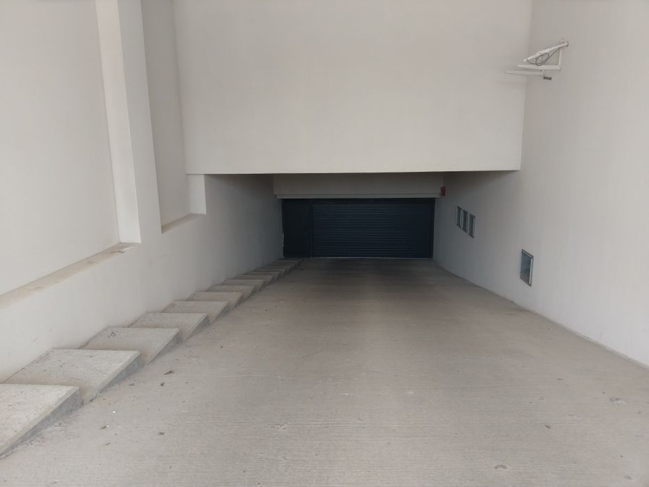 Închiriez loc parcare in garaj subteran City of Mara Circumvalațiunii