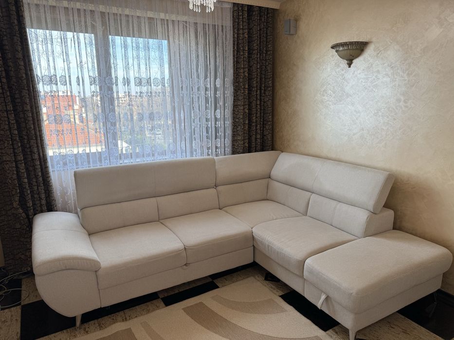 Диван шампансо като нов