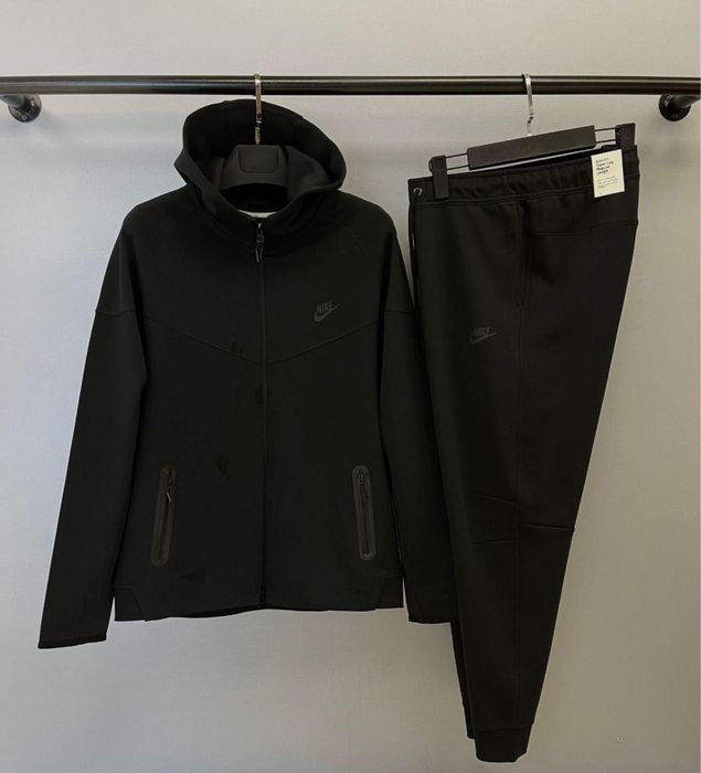 Trening Nike Tech Black