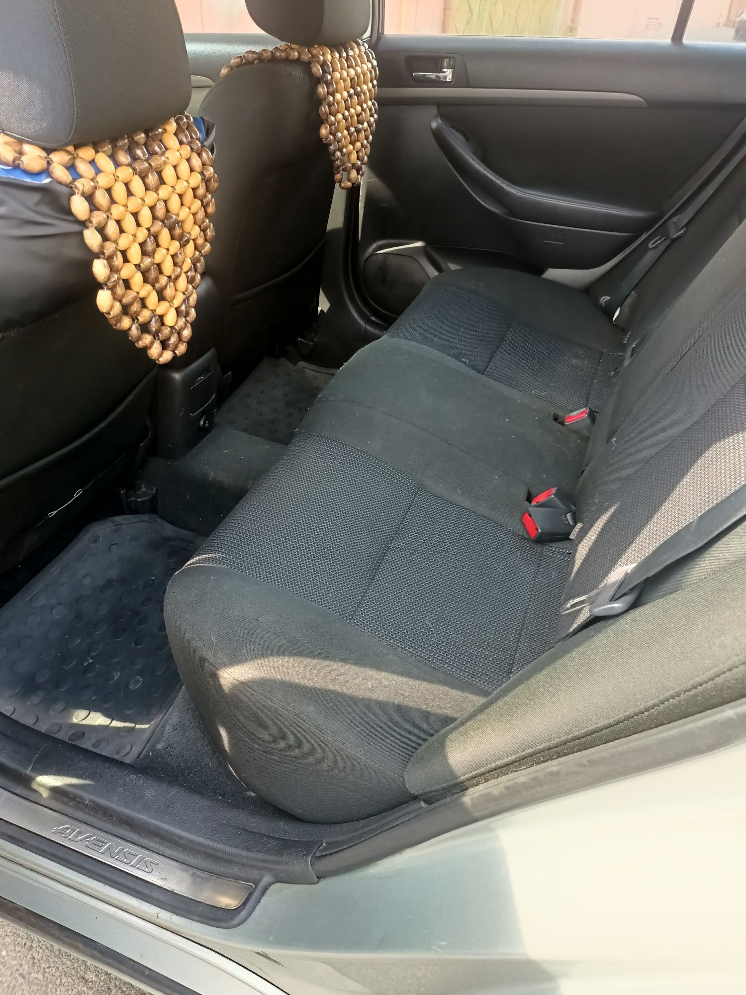 Vind Toyota avensis