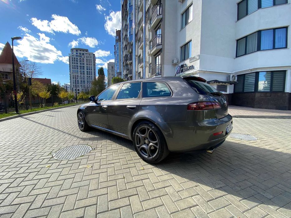 Afla Romeo 159 SW 2011 1.9 JTDm Q-Tronic