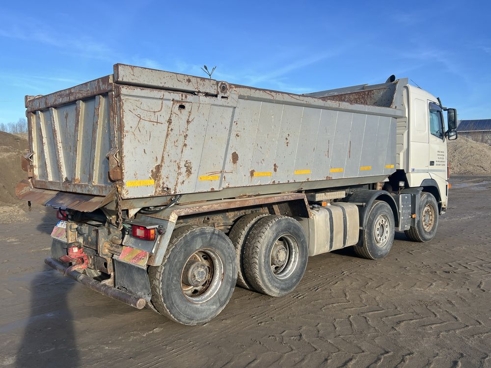 Bascula Volvo FH 520 8X4