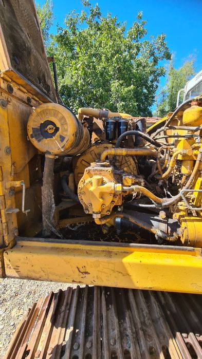 Excavator de vânzare
