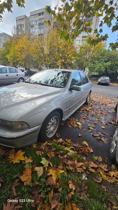Bmw 520i повреден