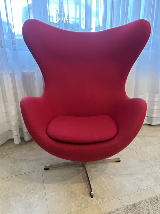 Fotoliu tip ou Egg Rosu Designer