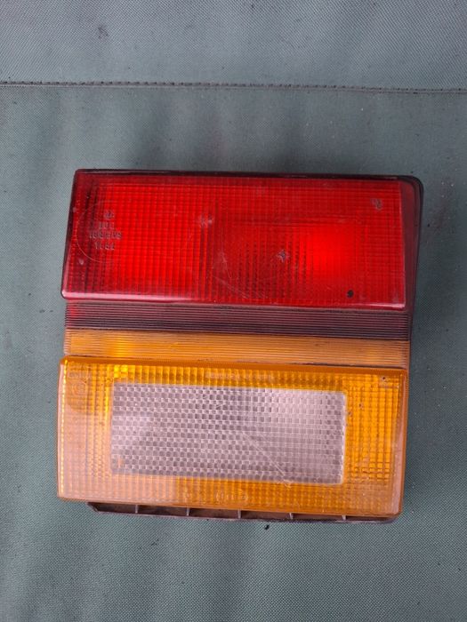 Продам задний фонарь