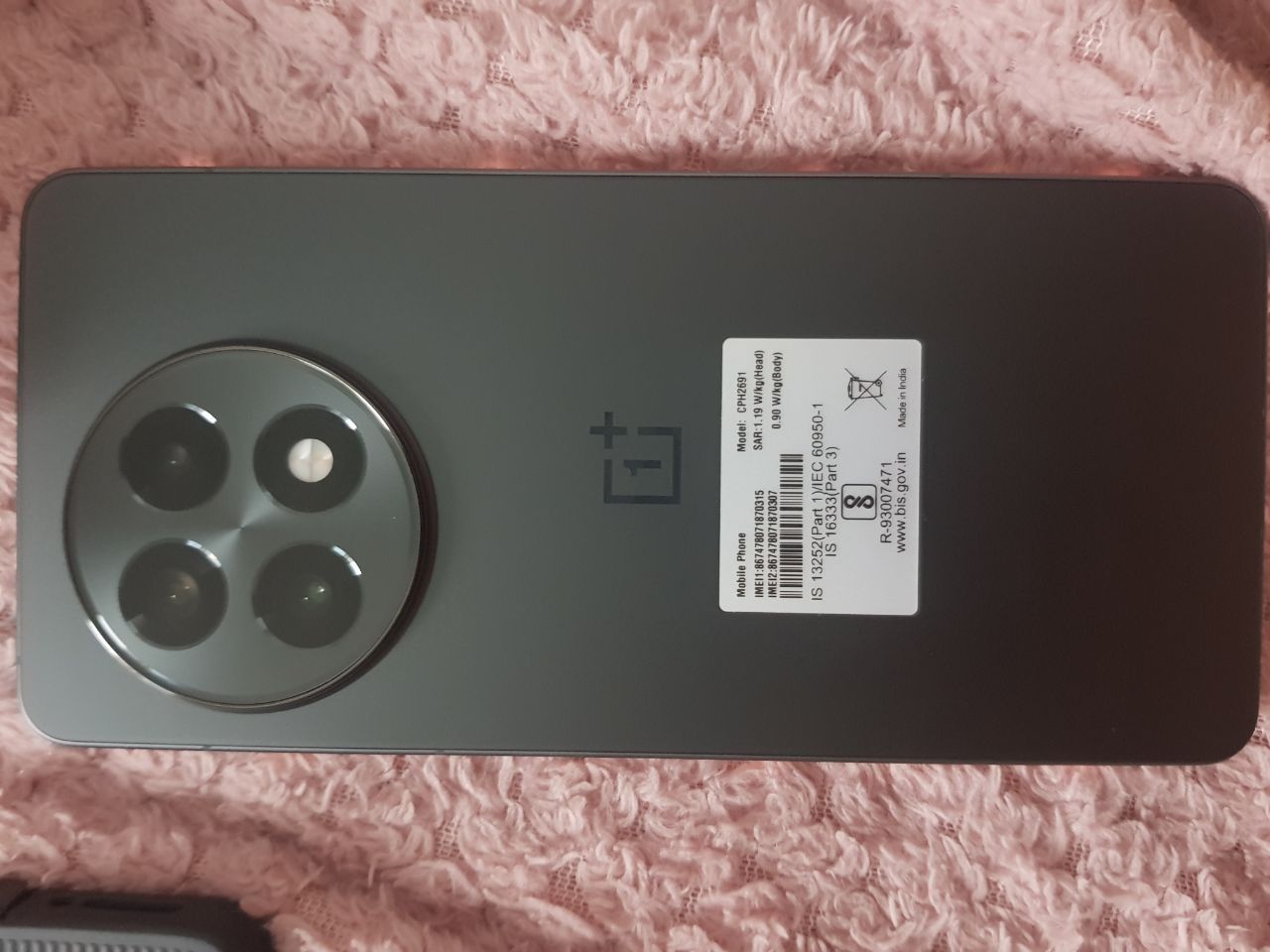 Продам OnePlus 13r