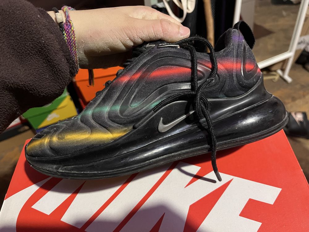 Огирнални nike 720