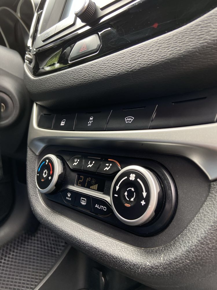 Lada Vesta sw cross