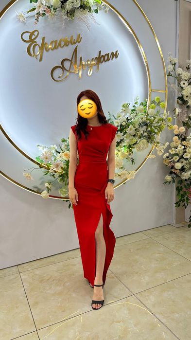 Продам платье женское