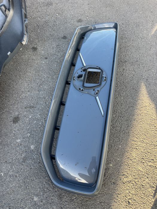 Броня Volvo XC40 2019- и решетка