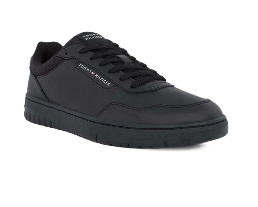 Adidasi Tommy Hilfiger marimea 43 noi la cutie