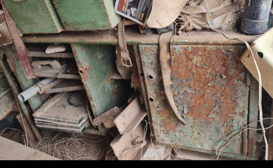 Стол слесарный металлический