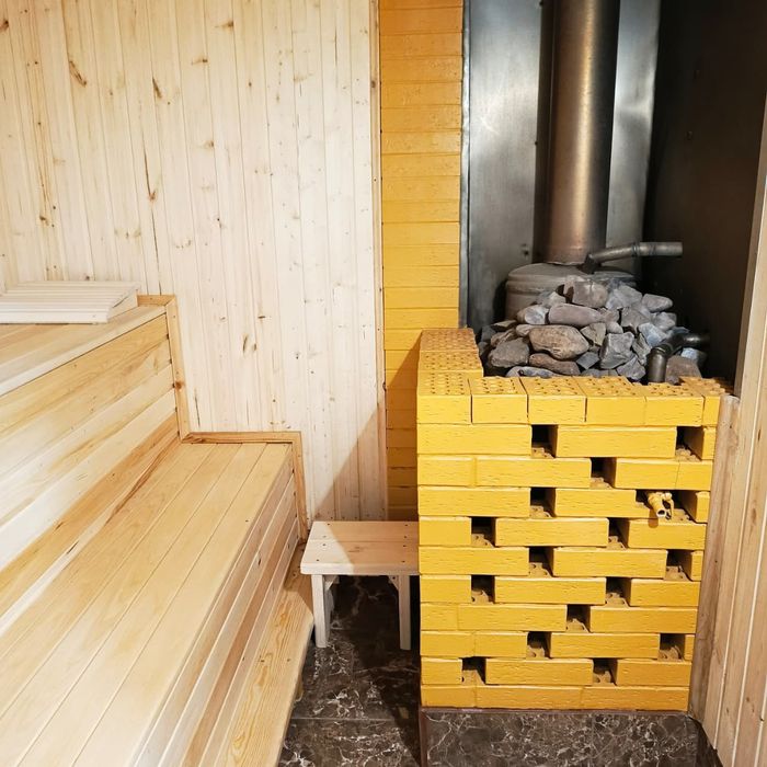 Уютная баня на берёзовых дровах. Для семейных. Отличный пар!
