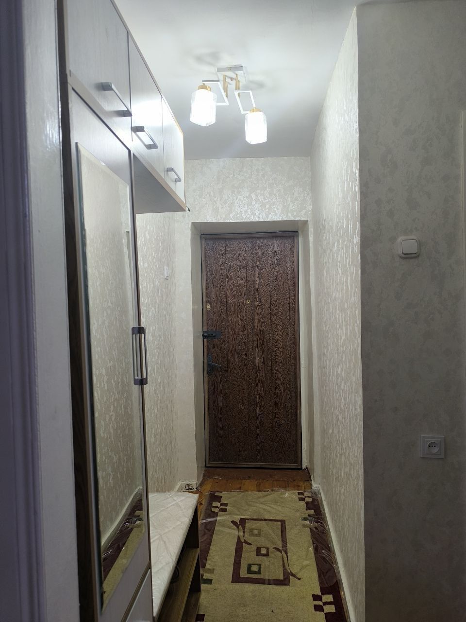 Продажа квартиры максим горький бий буз базар Салам чайхана
